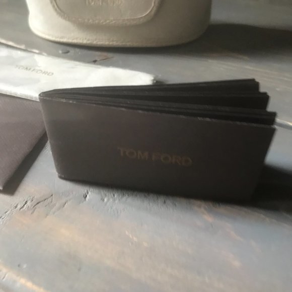 Tom Ford Valesca TF53 Oversized Sunglasses (GENTLY USED) main image 6
